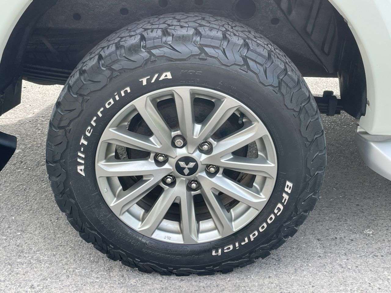 2017 MITSUBISHI L200 2017 MITSUBISHI L200