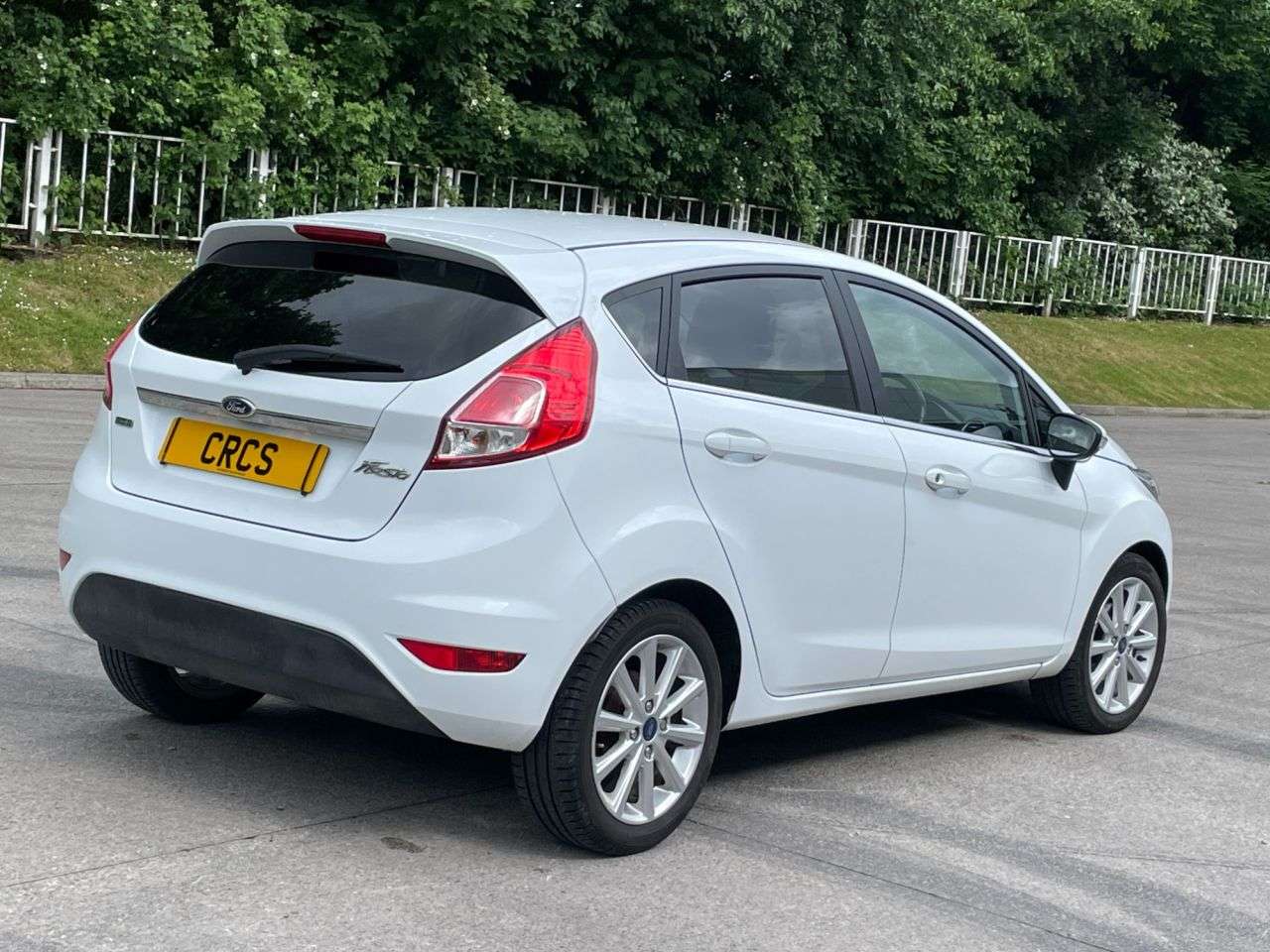 A 2015 FORD FIESTA 1.0T EcoBoost Titanium Hatchback 5dr Petrol Manual Euro 6 (s/s) (100 ps) ID A 2015 FORD FIESTA 1.0T EcoBoost Titanium Hatchback 5dr Petrol Manual Euro 6 (s/s) (100 ps) ID