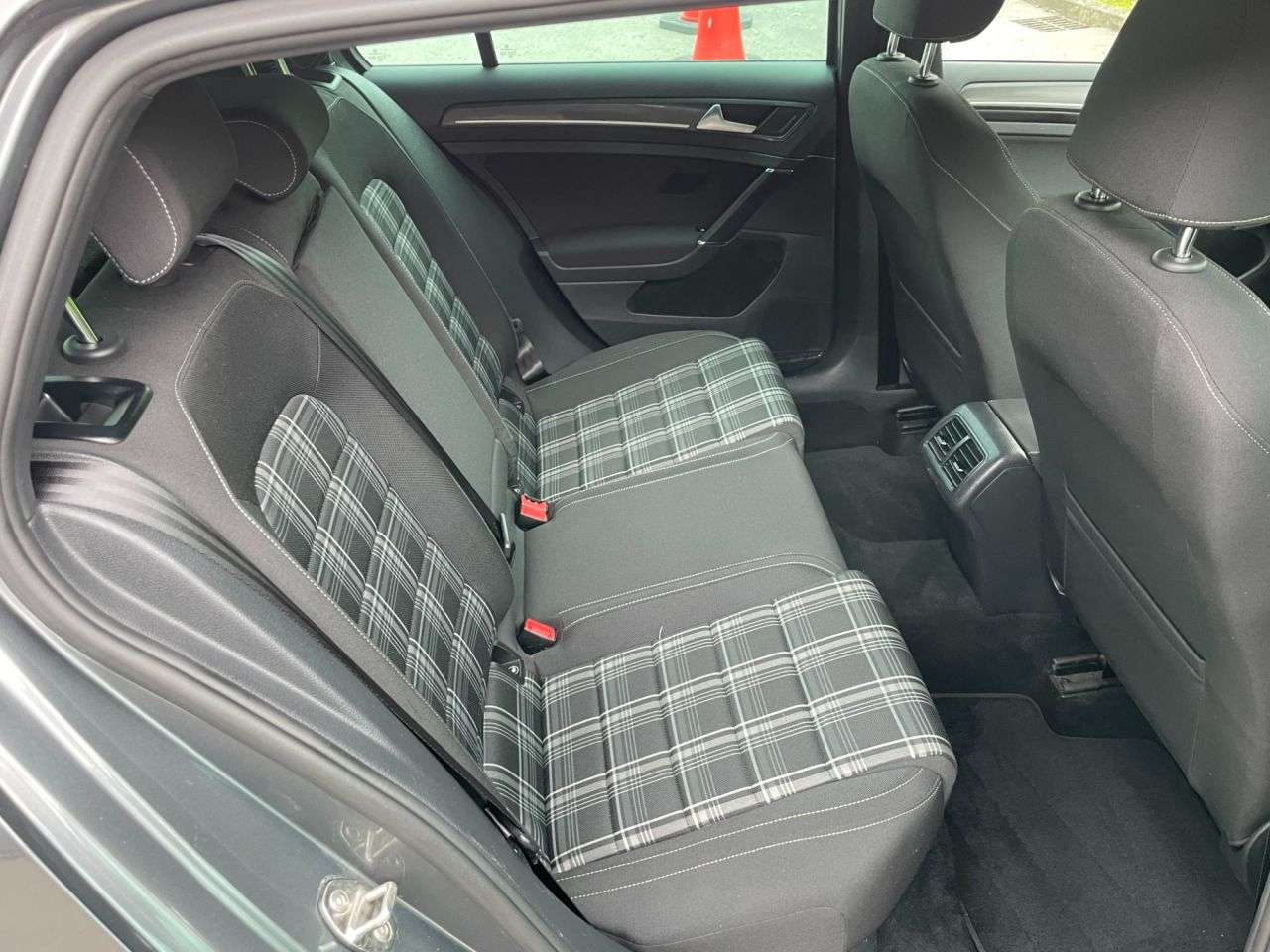 2017 VOLKSWAGEN GOLF 2017 VOLKSWAGEN GOLF