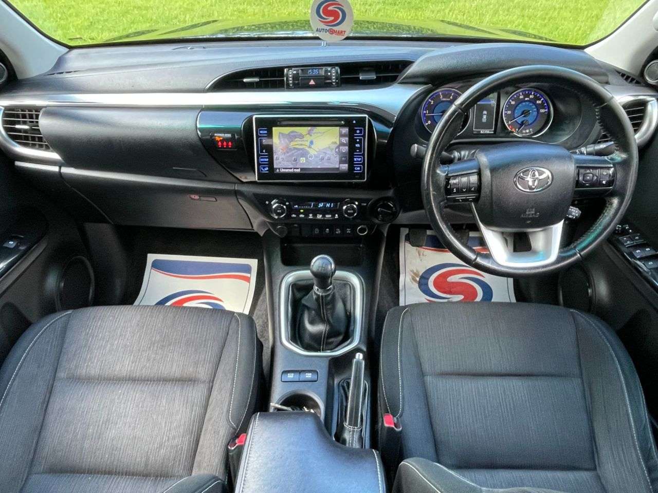 2019 TOYOTA HI-LUX 2019 TOYOTA HI-LUX