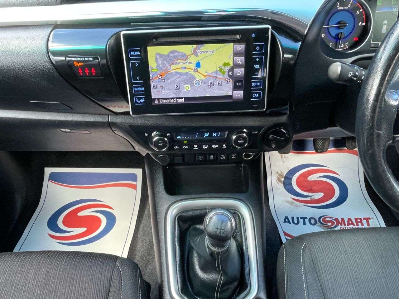 2019 TOYOTA HI-LUX 2019 TOYOTA HI-LUX