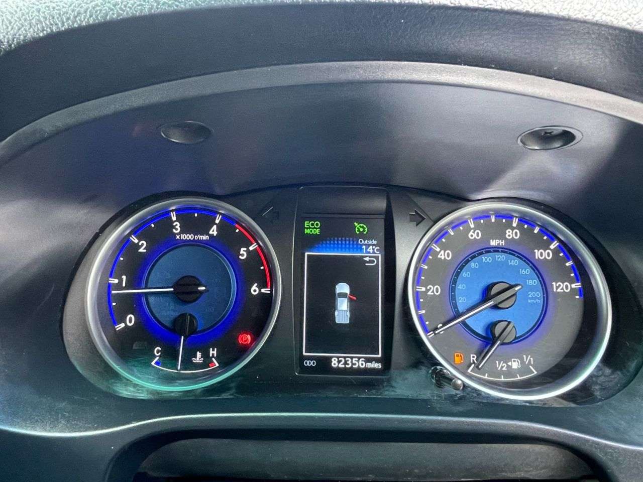 2019 TOYOTA HI-LUX 2019 TOYOTA HI-LUX