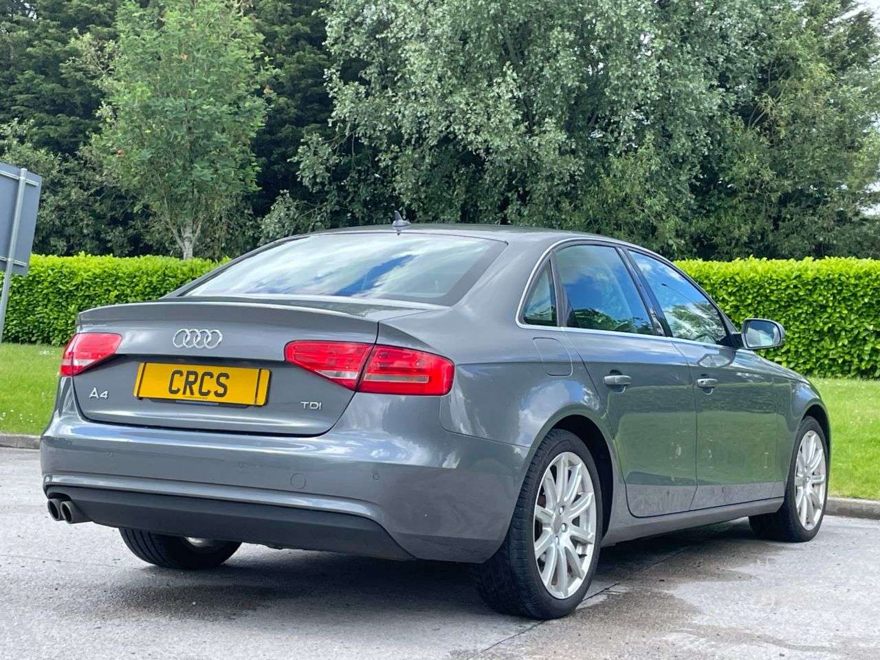 A 2015 AUDI A4 2.0 TDI SE Technik Saloon 4dr Diesel Manual Euro 5 (s/s) (177 ps) PARKING S A 2015 AUDI A4 2.0 TDI SE Technik Saloon 4dr Diesel Manual Euro 5 (s/s) (177 ps) PARKING S
