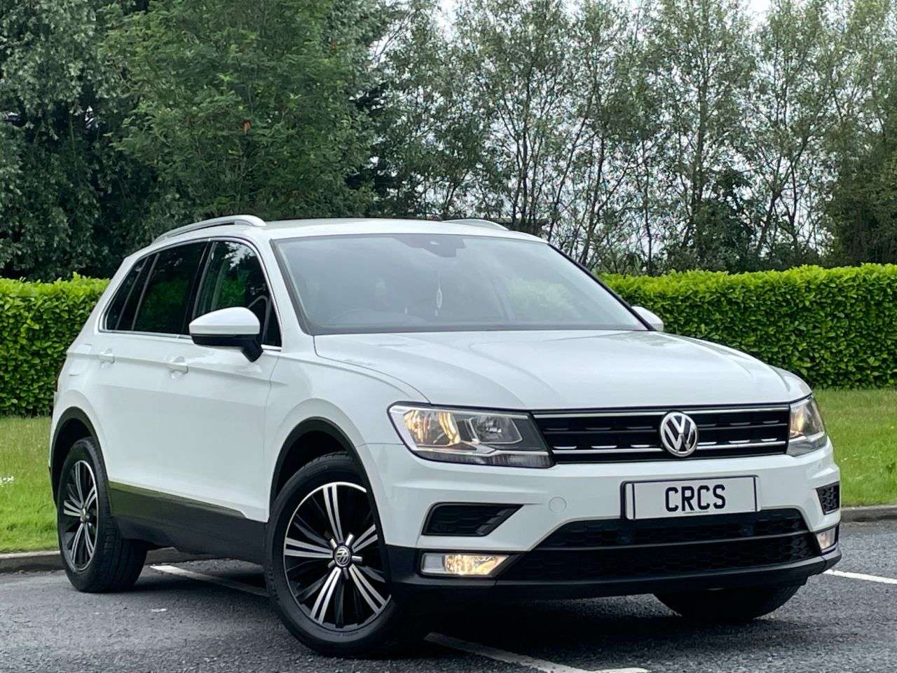 A 2016 VOLKSWAGEN TIGUAN 2.0 TDI BlueMotion Tech SE SUV 5dr Diesel Manual Euro 6 (s/s) (150 ps) BLUE A 2016 VOLKSWAGEN TIGUAN 2.0 TDI BlueMotion Tech SE SUV 5dr Diesel Manual Euro 6 (s/s) (150 ps) BLUE