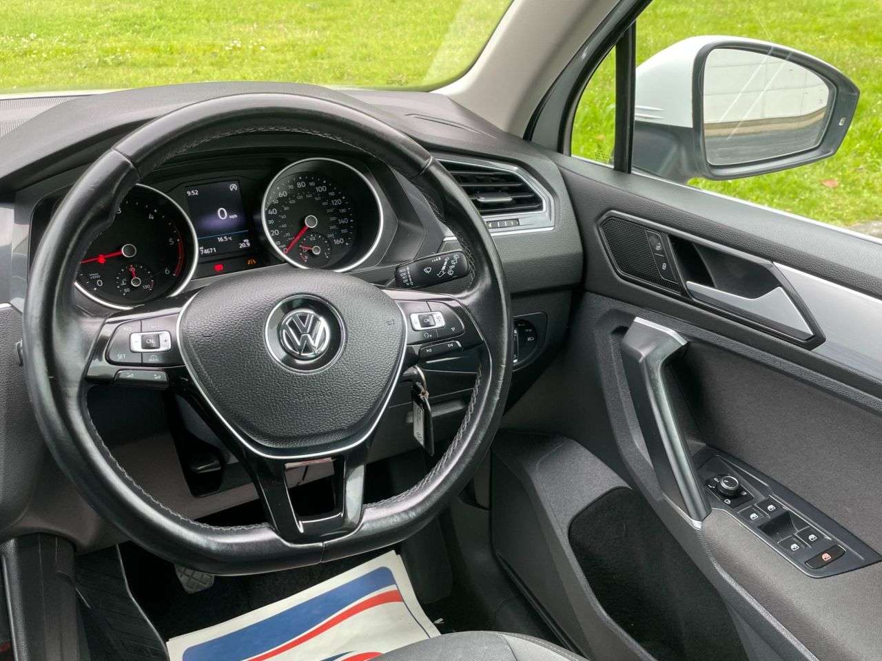 2016 VOLKSWAGEN TIGUAN 2016 VOLKSWAGEN TIGUAN