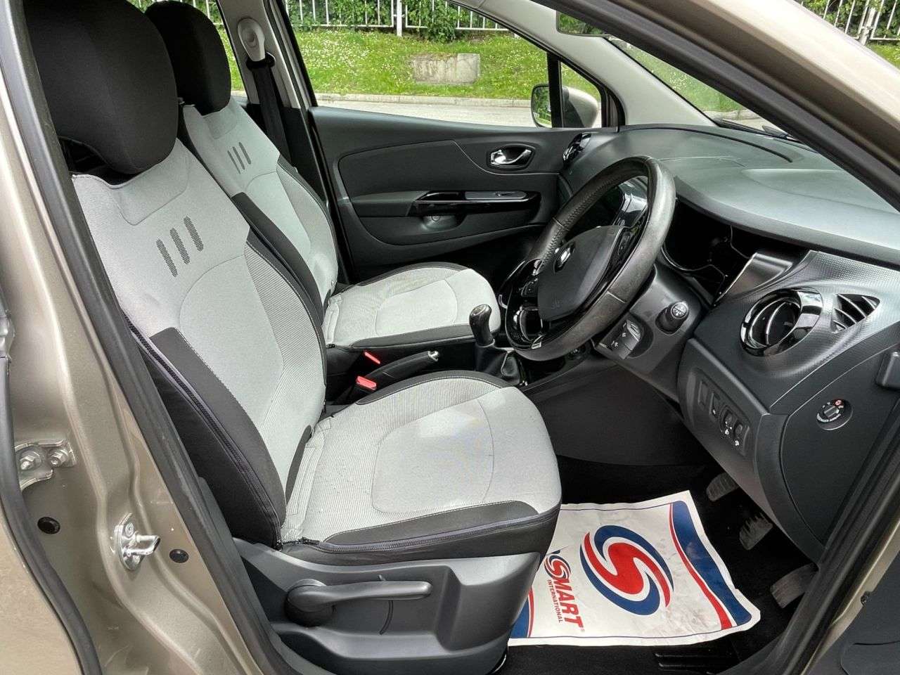 2014 RENAULT CAPTUR 2014 RENAULT CAPTUR