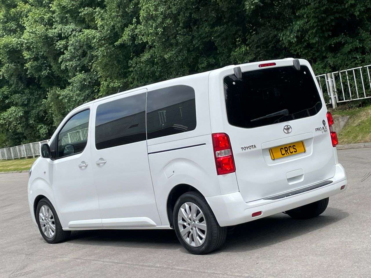 A 2018 TOYOTA PROACE VERSO 2.0D Family Medium MPV 5dr Diesel Manual MWB Euro 6 (s/s) (8 Seat) (150 ps) A 2018 TOYOTA PROACE VERSO 2.0D Family Medium MPV 5dr Diesel Manual MWB Euro 6 (s/s) (8 Seat) (150 ps)
