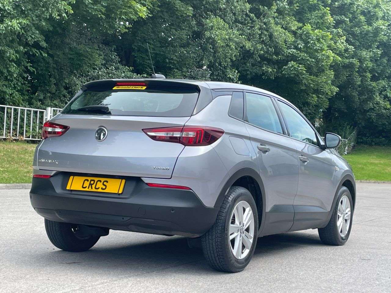 A 2018 VAUXHALL GRANDLAND X 1.2 Turbo SE SUV 5dr Petrol Manual Euro 6 (s/s) (130 ps) BLUETOOH+6 SPEED+P A 2018 VAUXHALL GRANDLAND X 1.2 Turbo SE SUV 5dr Petrol Manual Euro 6 (s/s) (130 ps) BLUETOOH+6 SPEED+P