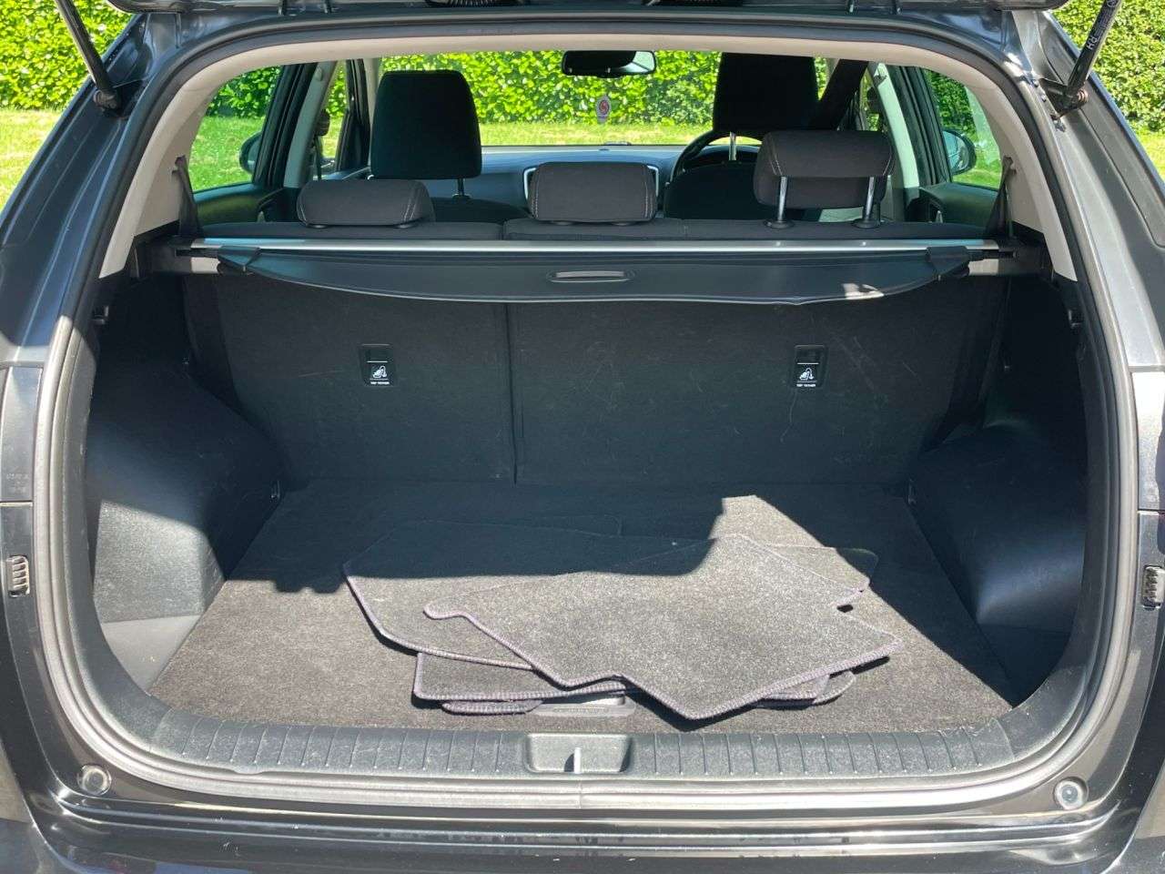 2019 KIA SPORTAGE 2019 KIA SPORTAGE