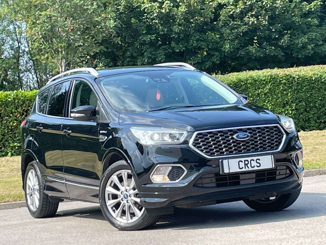 A 2019 FORD KUGA 2.0 TDCi Vignale SUV 5dr Diesel Manual Euro 6 (s/s) (150 ps) SAT NAV + REVE A 2019 FORD KUGA 2.0 TDCi Vignale SUV 5dr Diesel Manual Euro 6 (s/s) (150 ps) SAT NAV + REVE