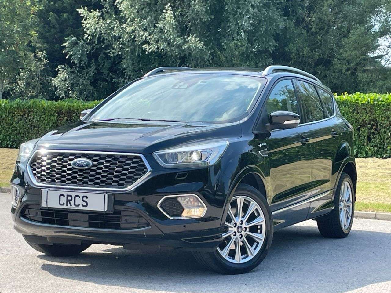 A 2019 FORD KUGA 2.0 TDCi Vignale SUV 5dr Diesel Manual Euro 6 (s/s) (150 ps) SAT NAV + REVE A 2019 FORD KUGA 2.0 TDCi Vignale SUV 5dr Diesel Manual Euro 6 (s/s) (150 ps) SAT NAV + REVE