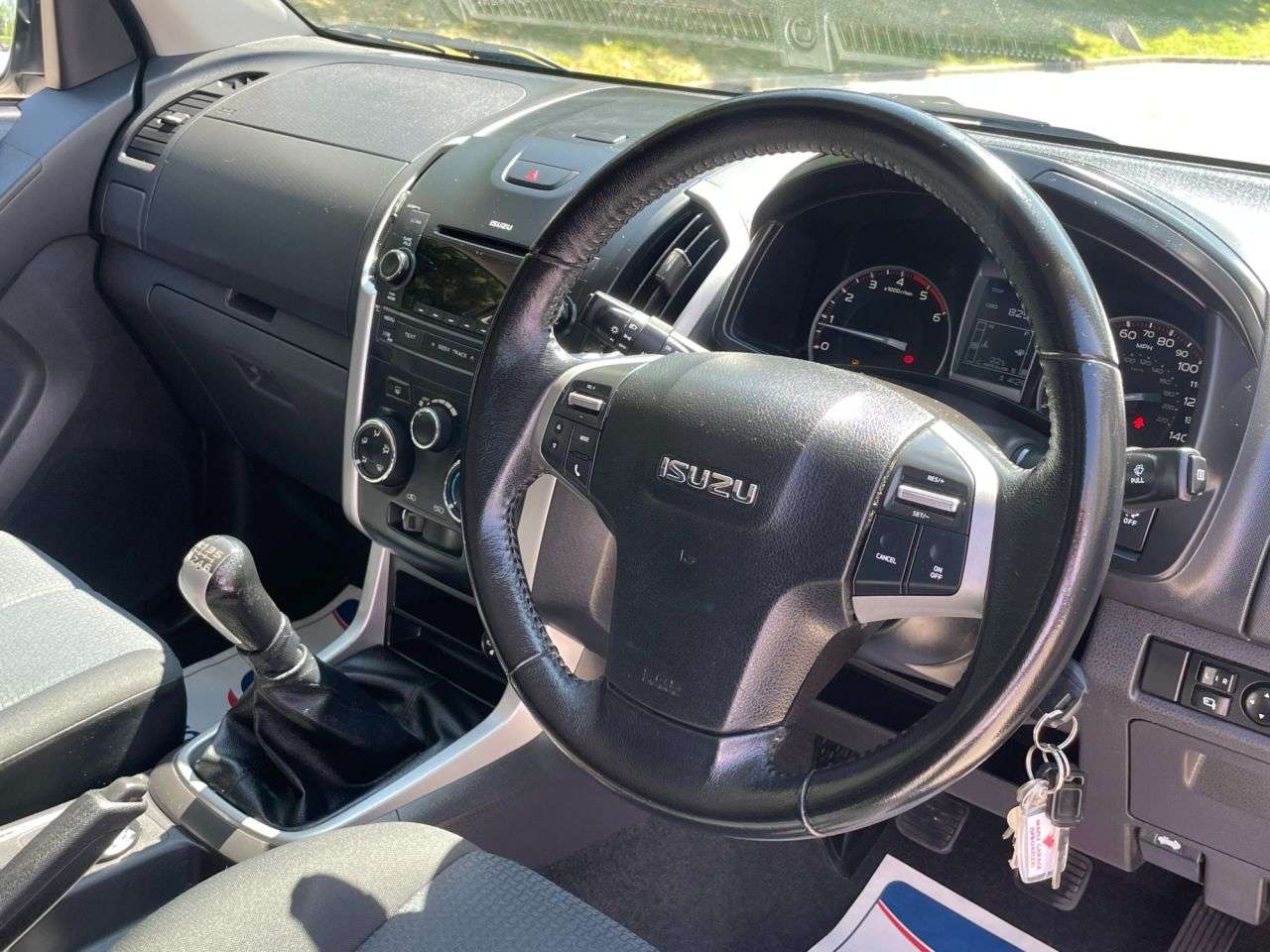 2016 ISUZU D-MAX 2016 ISUZU D-MAX