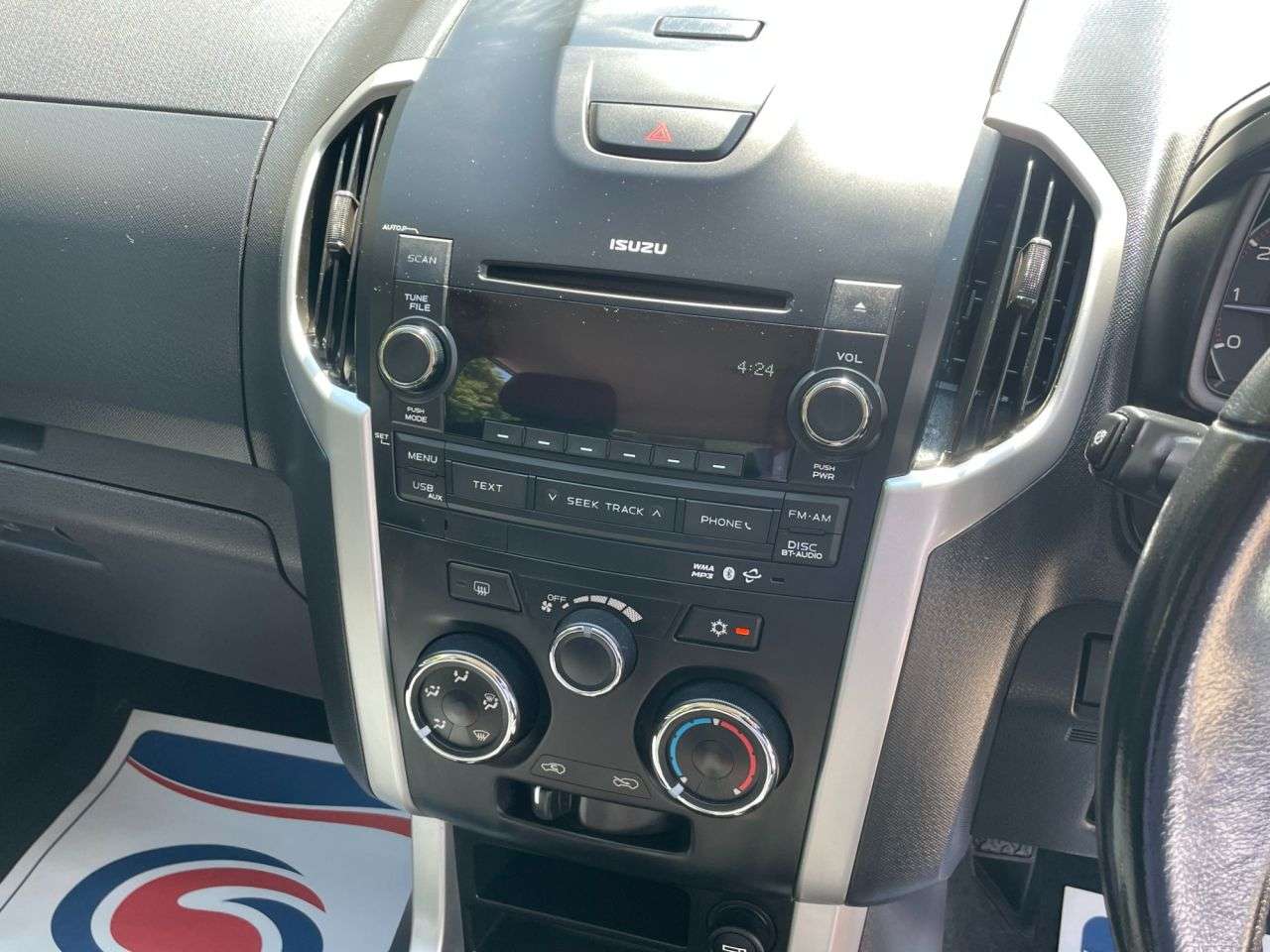 2016 ISUZU D-MAX 2016 ISUZU D-MAX