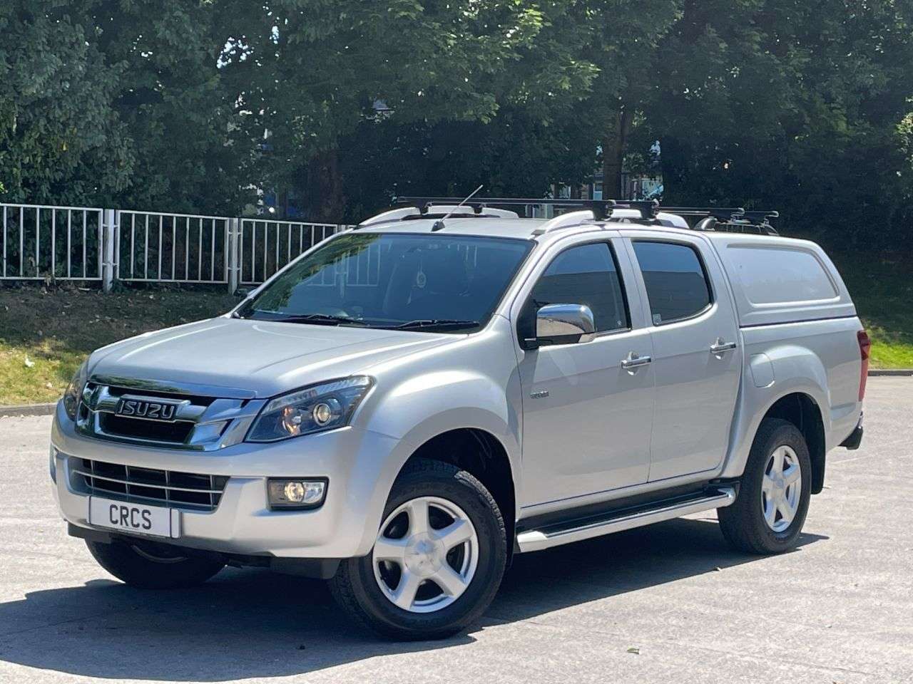 A 2016 ISUZU D-MAX 2.5 TD Yukon Pickup 4dr Diesel Manual 4x4 (192 g/km, 161 bhp) PRICE 10415+V A 2016 ISUZU D-MAX 2.5 TD Yukon Pickup 4dr Diesel Manual 4x4 (192 g/km, 161 bhp) PRICE 10415+V