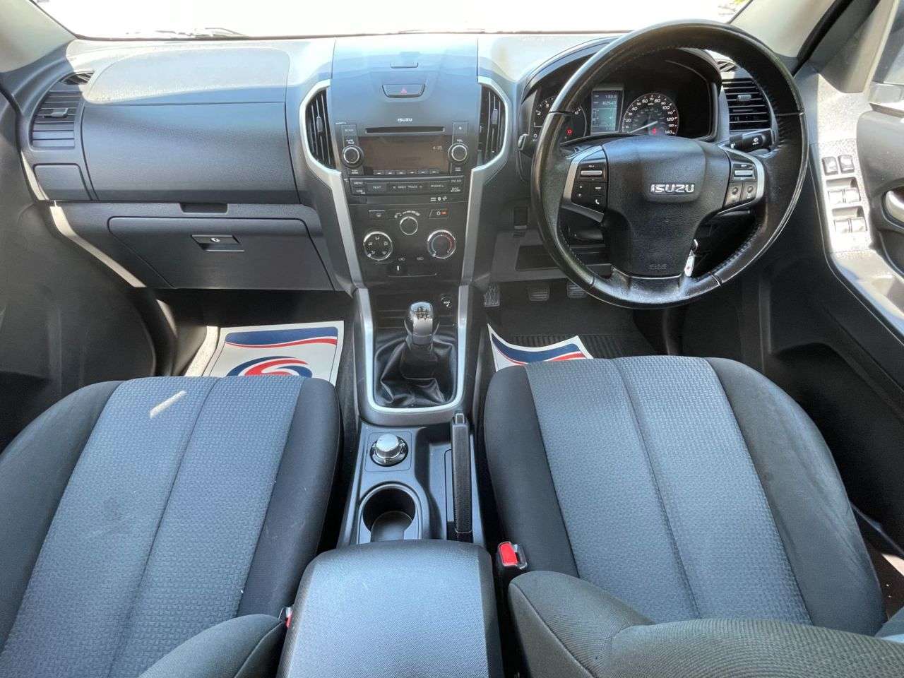2016 ISUZU D-MAX 2016 ISUZU D-MAX