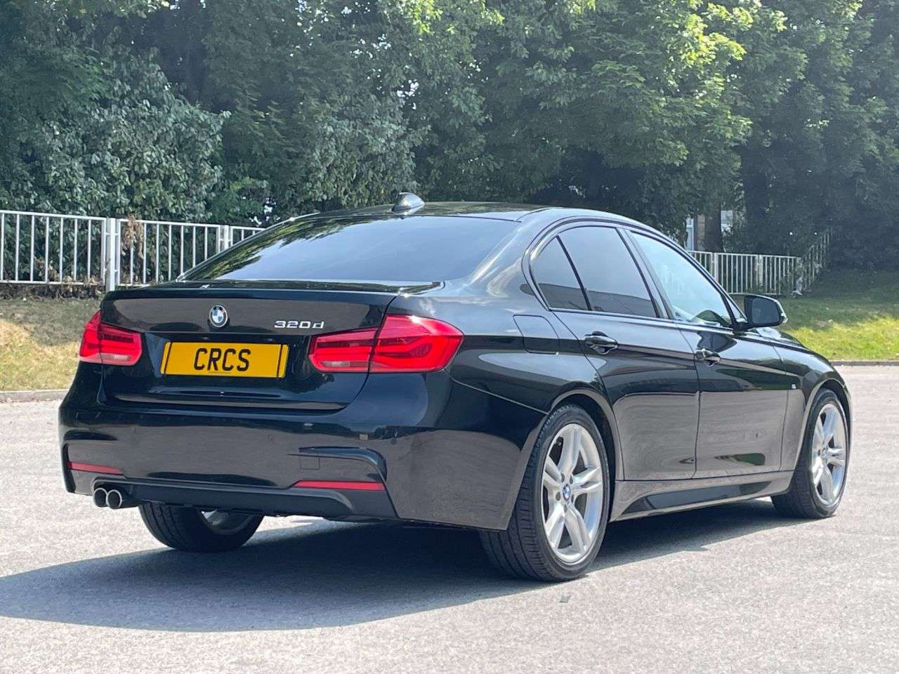 A 2016 BMW 3 SERIES 2.0 320d M Sport Saloon 4dr Diesel Auto Euro 6 (s/s) (190 ps) SAT NAV , BLU A 2016 BMW 3 SERIES 2.0 320d M Sport Saloon 4dr Diesel Auto Euro 6 (s/s) (190 ps) SAT NAV , BLU