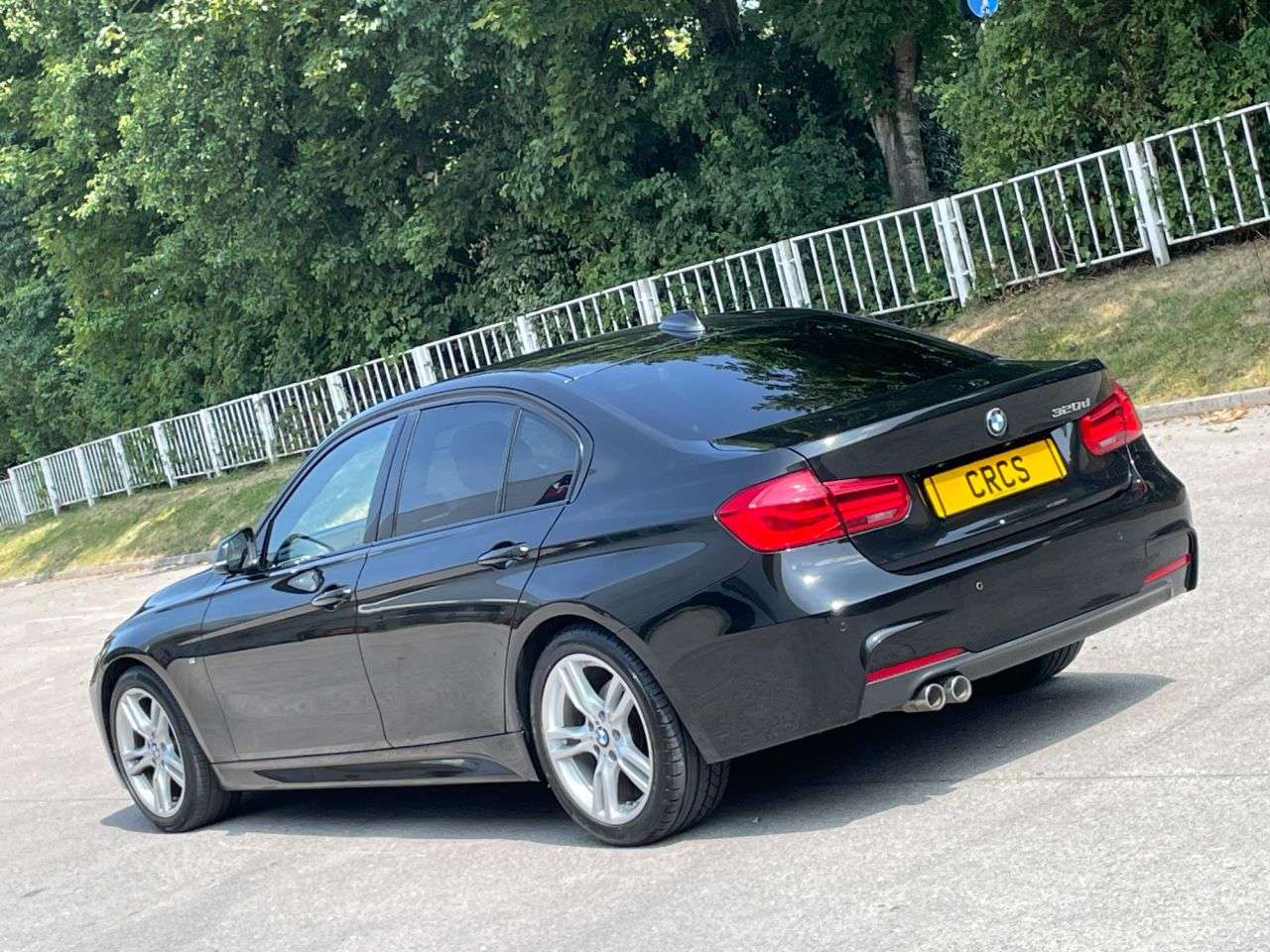 A 2016 BMW 3 SERIES 2.0 320d M Sport Saloon 4dr Diesel Auto Euro 6 (s/s) (190 ps) SAT NAV , BLU A 2016 BMW 3 SERIES 2.0 320d M Sport Saloon 4dr Diesel Auto Euro 6 (s/s) (190 ps) SAT NAV , BLU