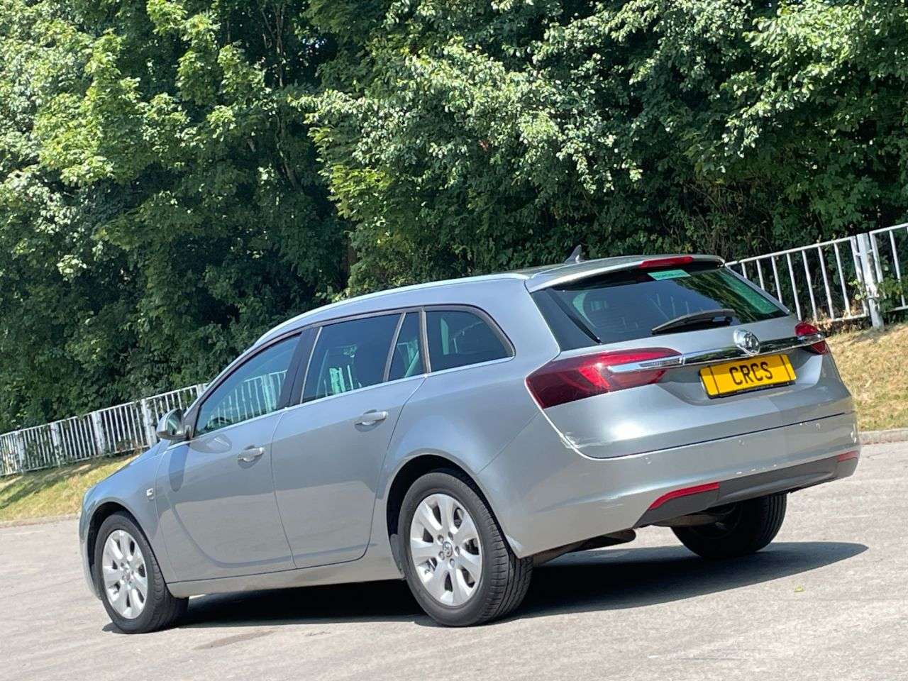 A 2015 VAUXHALL INSIGNIA 2.0 CDTi ecoFLEX SRi Nav Sports Tourer 5dr Diesel Manual Euro 5 (s/s) (140 A 2015 VAUXHALL INSIGNIA 2.0 CDTi ecoFLEX SRi Nav Sports Tourer 5dr Diesel Manual Euro 5 (s/s) (140