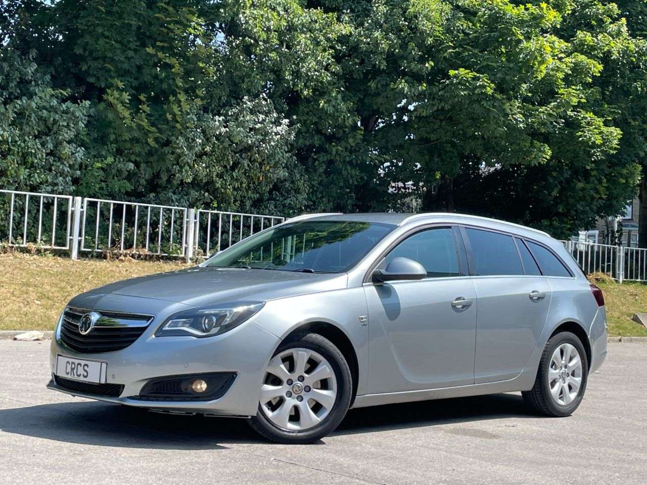 A 2015 VAUXHALL INSIGNIA 2.0 CDTi ecoFLEX SRi Nav Sports Tourer 5dr Diesel Manual Euro 5 (s/s) (140 A 2015 VAUXHALL INSIGNIA 2.0 CDTi ecoFLEX SRi Nav Sports Tourer 5dr Diesel Manual Euro 5 (s/s) (140