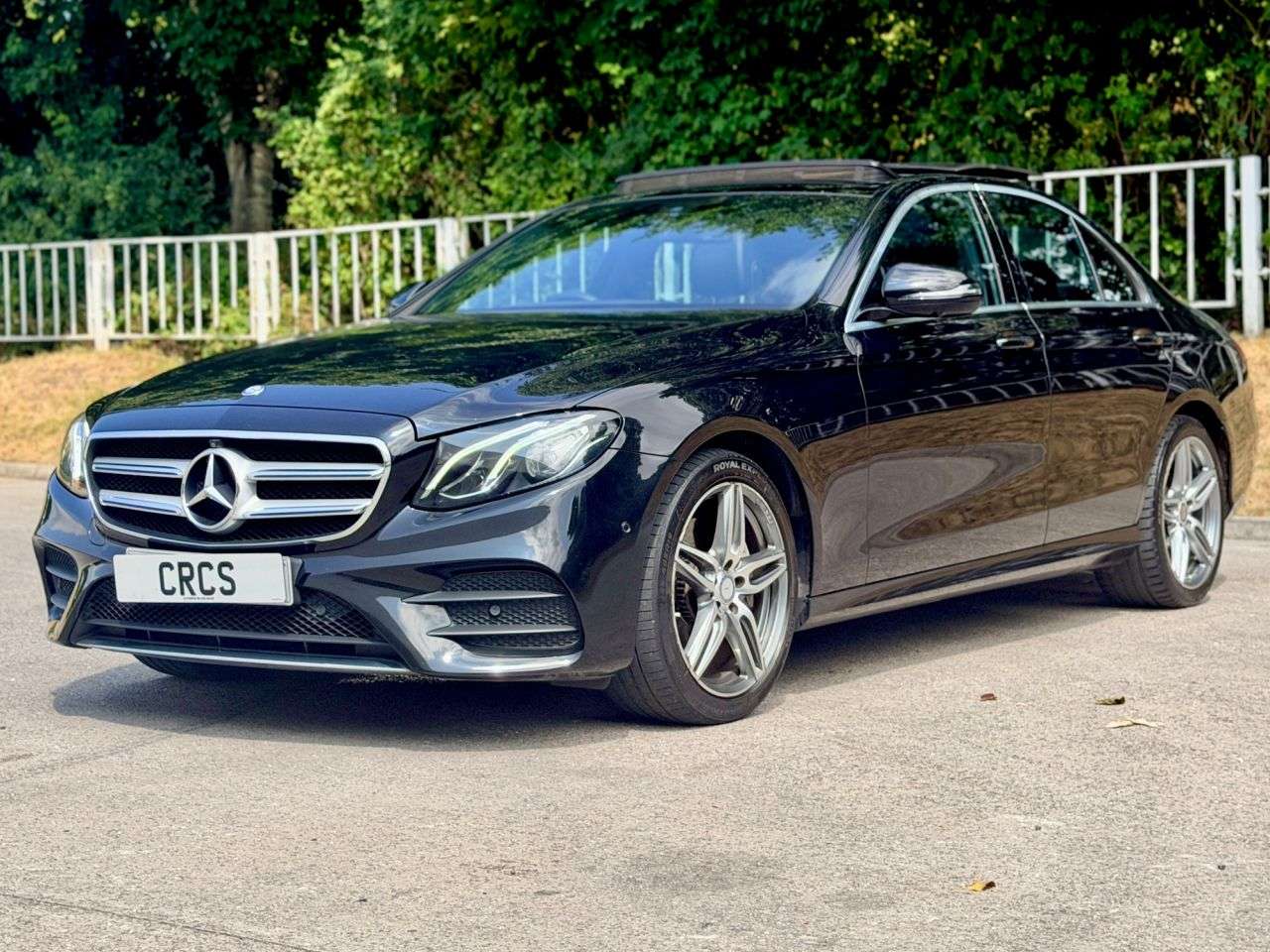 A 2016 MERCEDES-BENZ E CLASS 2.0 E220d AMG Line (Premium) Saloon 4dr Diesel G-Tronic+ Euro 6 (s/s) (194 A 2016 MERCEDES-BENZ E CLASS 2.0 E220d AMG Line (Premium) Saloon 4dr Diesel G-Tronic+ Euro 6 (s/s) (194