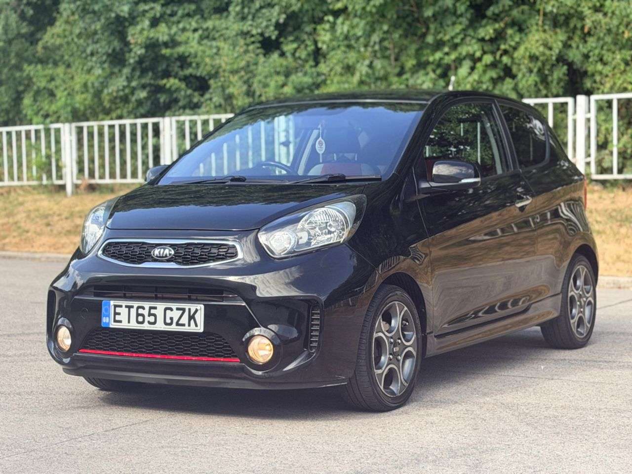 A 2016 KIA PICANTO 1.25 EcoDynamics Chilli Hatchback 3dr Petrol Manual Euro 6 (s/s) (84 bhp) A 2016 KIA PICANTO 1.25 EcoDynamics Chilli Hatchback 3dr Petrol Manual Euro 6 (s/s) (84 bhp)