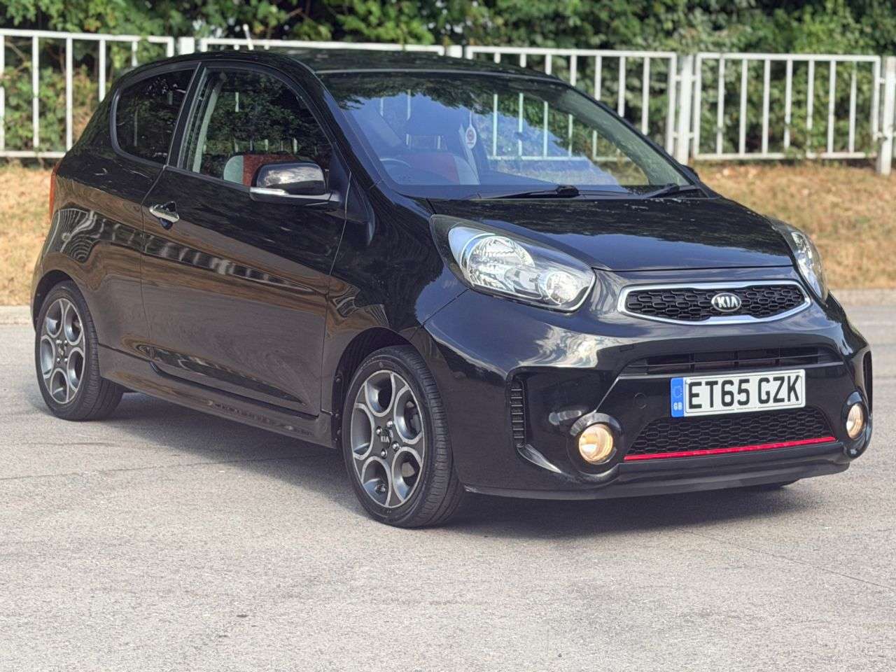 A 2016 KIA PICANTO 1.25 EcoDynamics Chilli Hatchback 3dr Petrol Manual Euro 6 (s/s) (84 bhp) A 2016 KIA PICANTO 1.25 EcoDynamics Chilli Hatchback 3dr Petrol Manual Euro 6 (s/s) (84 bhp)