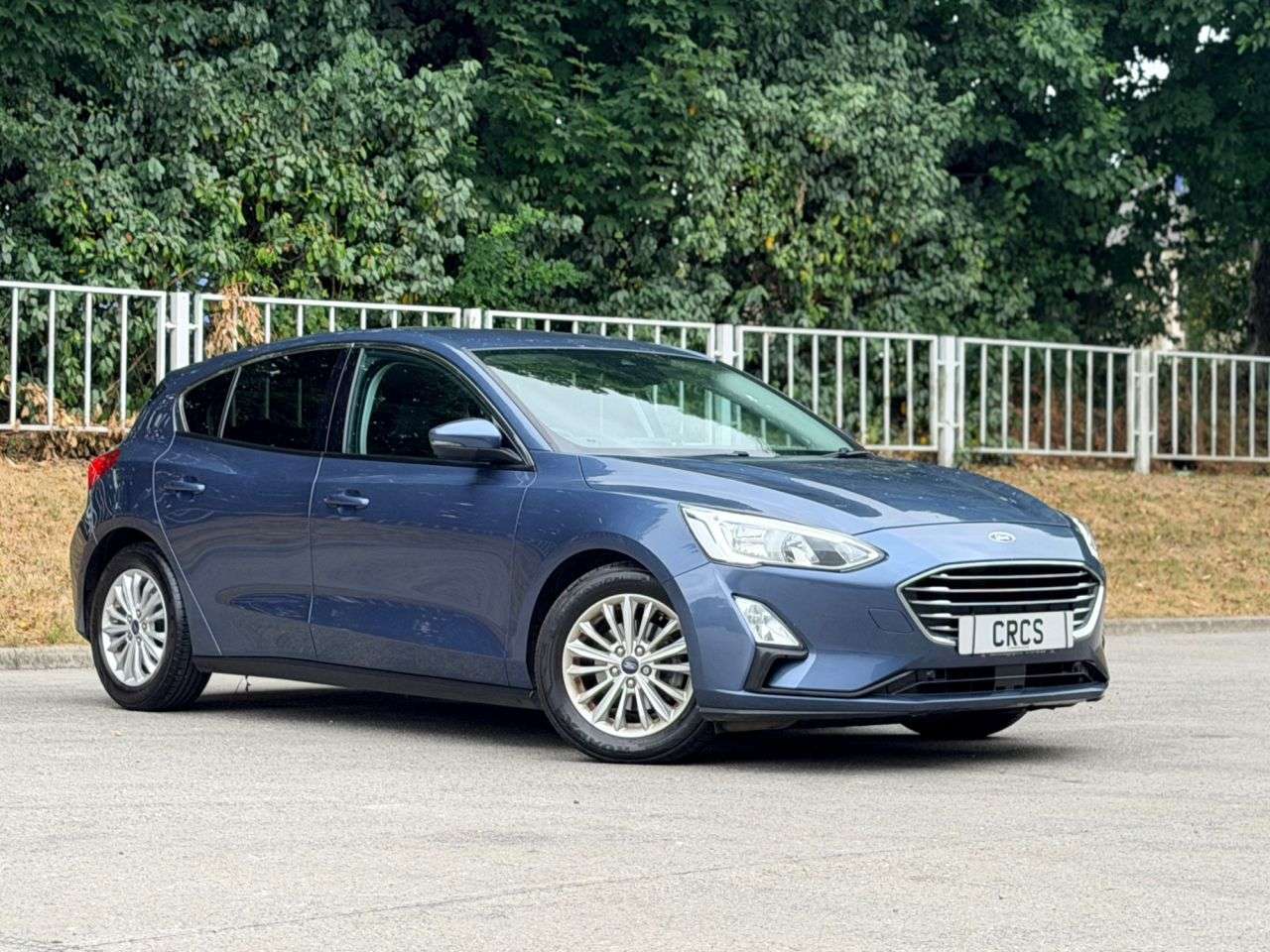 A 2019 FORD FOCUS 1.0T EcoBoost Titanium Hatchback 5dr Petrol Manual Euro 6 (s/s) (125 ps) A 2019 FORD FOCUS 1.0T EcoBoost Titanium Hatchback 5dr Petrol Manual Euro 6 (s/s) (125 ps)