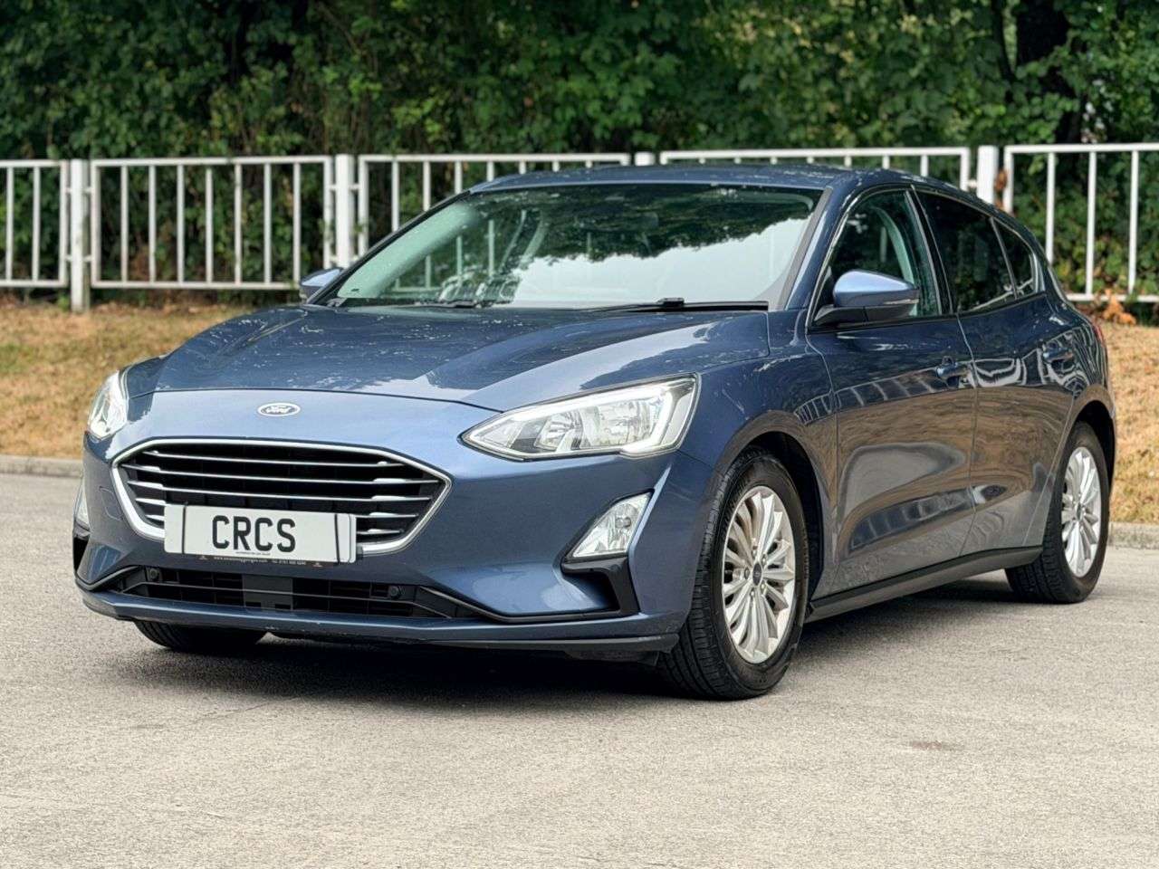 A 2019 FORD FOCUS 1.0T EcoBoost Titanium Hatchback 5dr Petrol Manual Euro 6 (s/s) (125 ps) A 2019 FORD FOCUS 1.0T EcoBoost Titanium Hatchback 5dr Petrol Manual Euro 6 (s/s) (125 ps)