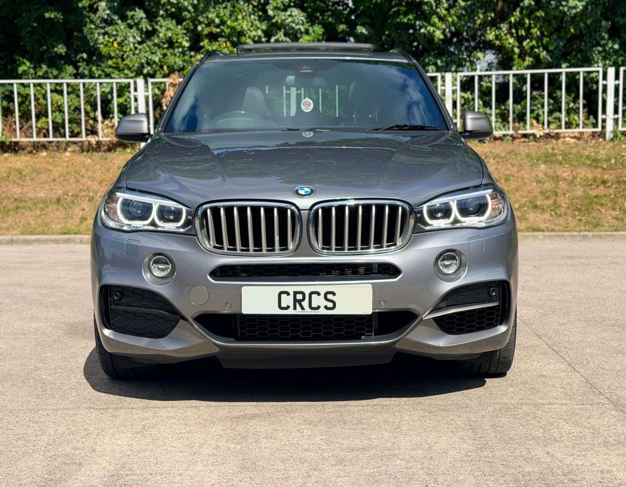 A 2017 BMW X5 3.0 M50d SUV 5dr Diesel Auto xDrive Euro 6 (s/s) (381 ps) 8 SERVICE STAMPS A 2017 BMW X5 3.0 M50d SUV 5dr Diesel Auto xDrive Euro 6 (s/s) (381 ps) 8 SERVICE STAMPS