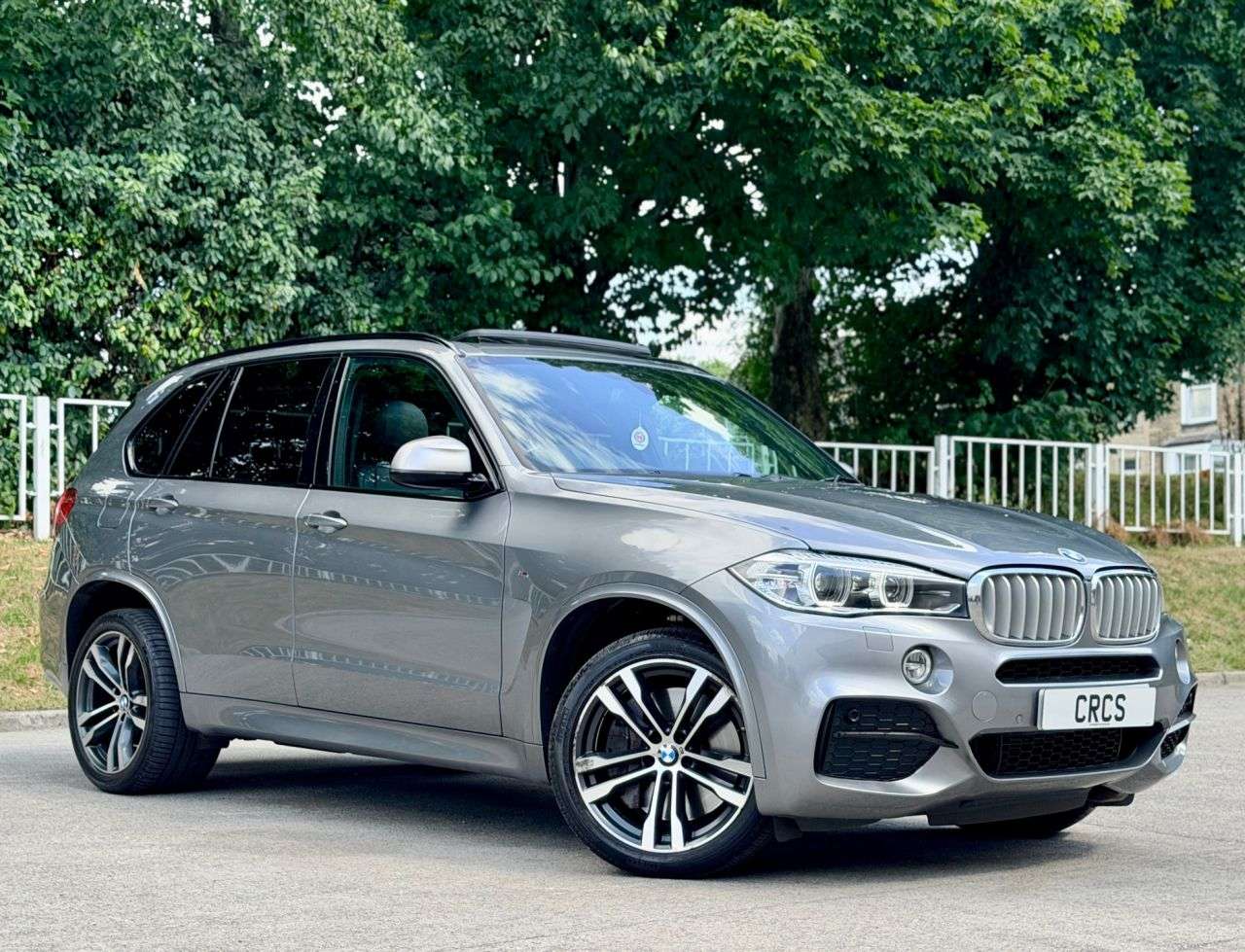 A 2017 BMW X5 3.0 M50d SUV 5dr Diesel Auto xDrive Euro 6 (s/s) (381 ps) 8 SERVICE STAMPS A 2017 BMW X5 3.0 M50d SUV 5dr Diesel Auto xDrive Euro 6 (s/s) (381 ps) 8 SERVICE STAMPS