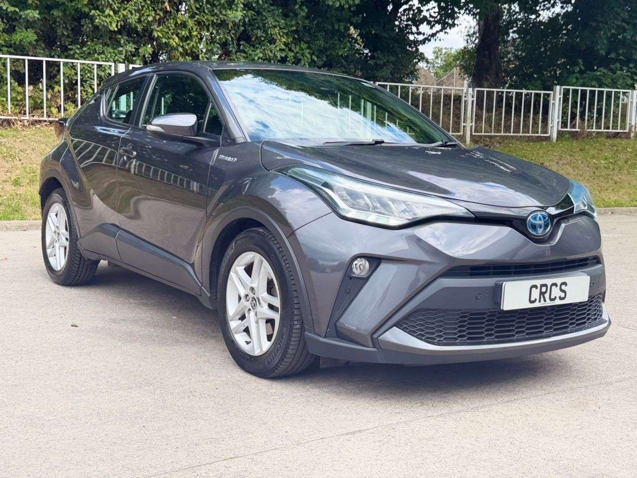 A 2021 TOYOTA C-HR 1.8 VVT-h GPF Icon SUV 5dr Petrol Hybrid CVT Euro 6 (s/s) (122 ps) A 2021 TOYOTA C-HR 1.8 VVT-h GPF Icon SUV 5dr Petrol Hybrid CVT Euro 6 (s/s) (122 ps)