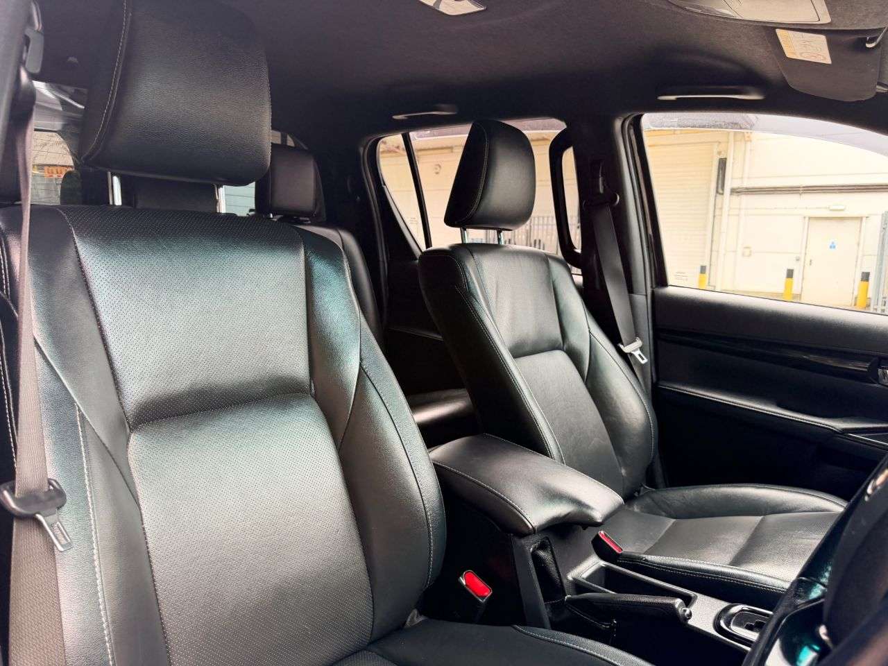 2019 TOYOTA HILUX 2019 TOYOTA HILUX