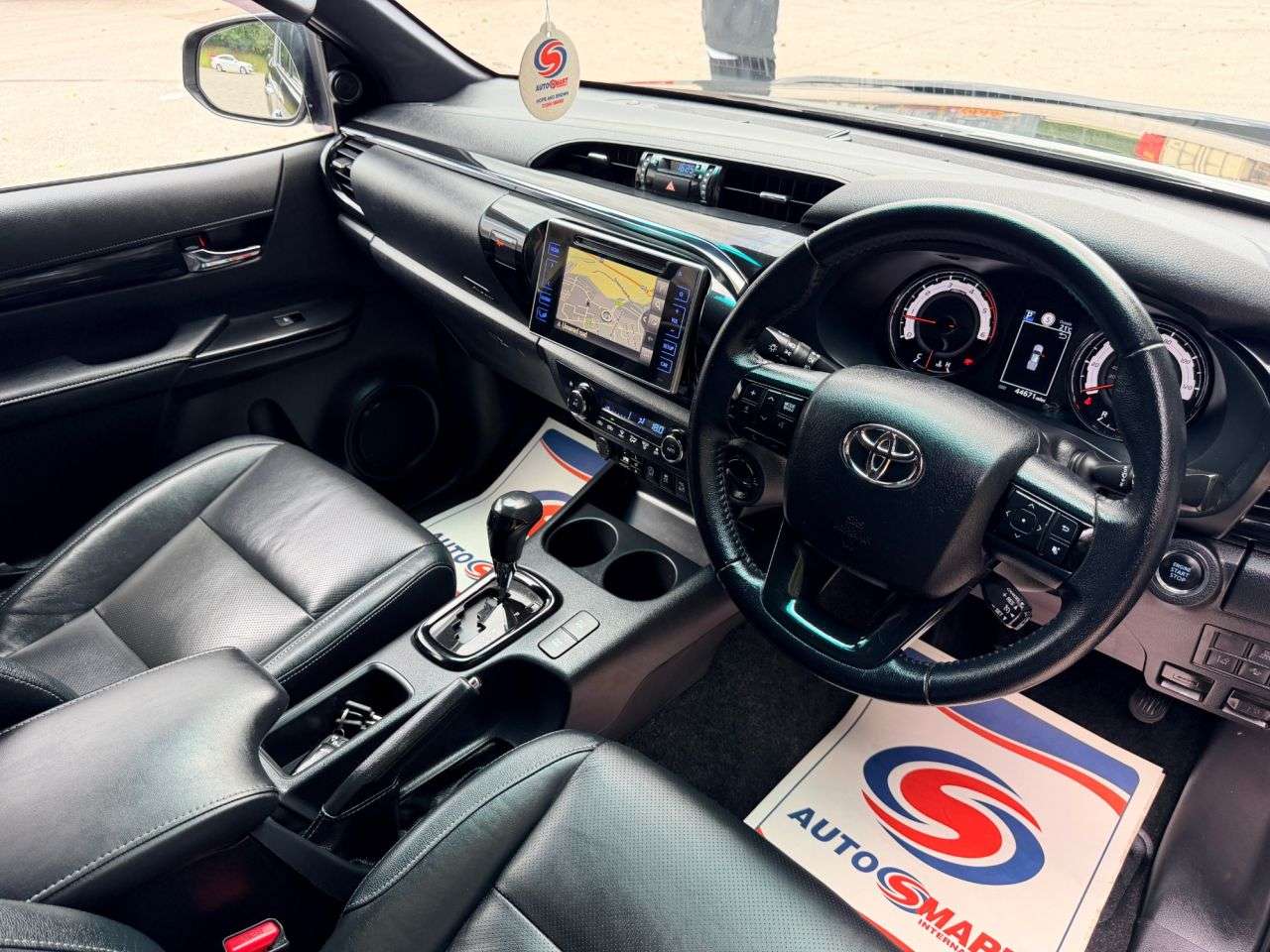 2019 TOYOTA HILUX 2019 TOYOTA HILUX