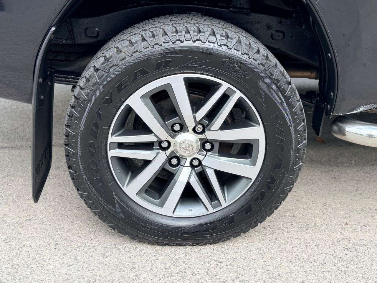 2019 TOYOTA HILUX 2019 TOYOTA HILUX