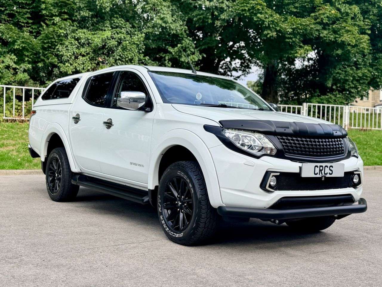 A 2016 MITSUBISHI L200 2.4 DI-D DC Barbarian Pickup Double Cab 4dr Diesel Auto 4WD Euro 6 (178 ps) A 2016 MITSUBISHI L200 2.4 DI-D DC Barbarian Pickup Double Cab 4dr Diesel Auto 4WD Euro 6 (178 ps)