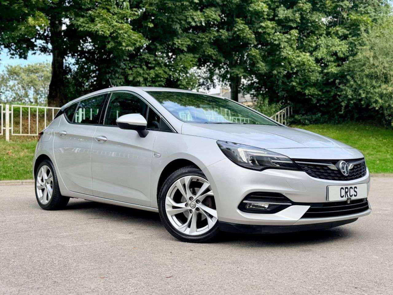A 2021 VAUXHALL ASTRA 1.2 Turbo SRi Hatchback 5dr Petrol Manual Euro 6 (s/s) (145 ps) FULL SERVIC A 2021 VAUXHALL ASTRA 1.2 Turbo SRi Hatchback 5dr Petrol Manual Euro 6 (s/s) (145 ps) FULL SERVIC