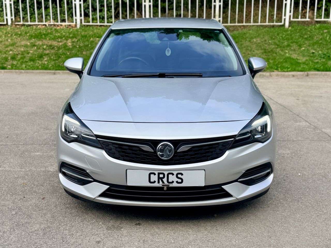 A 2021 VAUXHALL ASTRA 1.2 Turbo SRi Hatchback 5dr Petrol Manual Euro 6 (s/s) (145 ps) FULL SERVIC A 2021 VAUXHALL ASTRA 1.2 Turbo SRi Hatchback 5dr Petrol Manual Euro 6 (s/s) (145 ps) FULL SERVIC