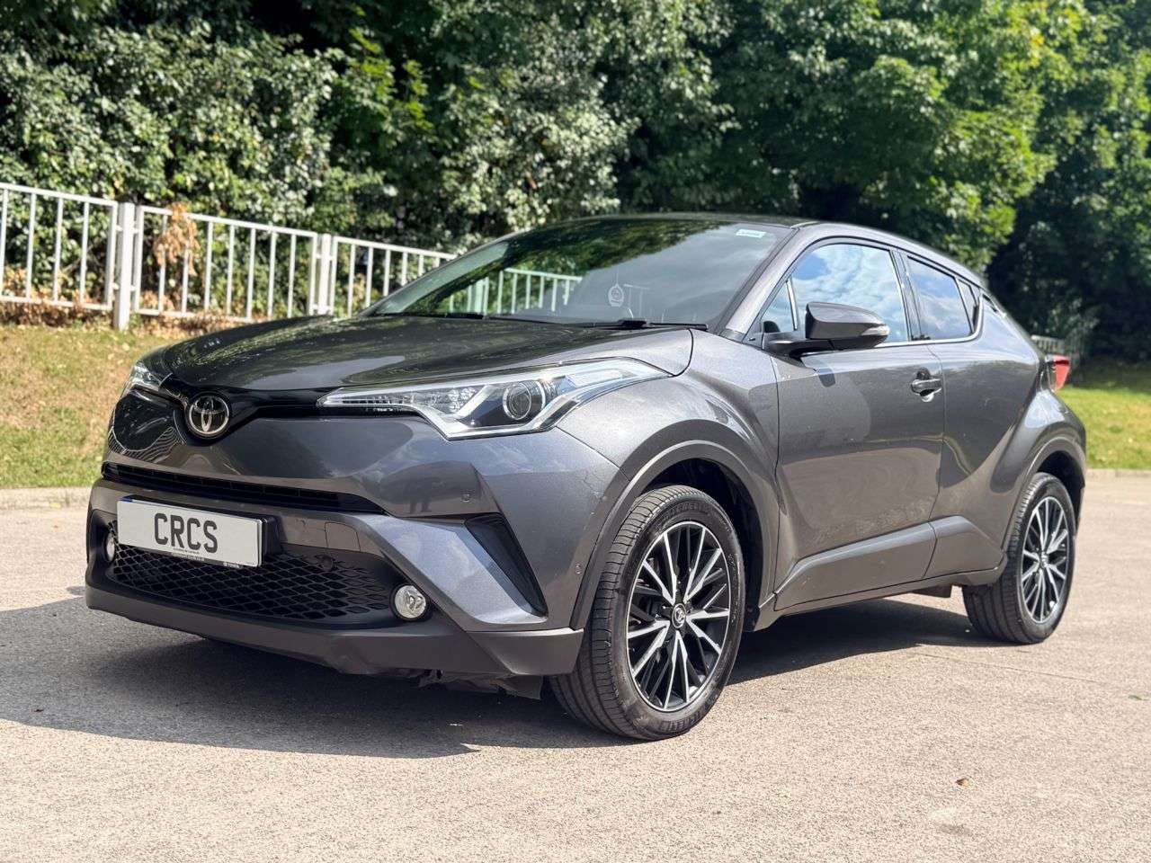 A 2017 TOYOTA C-HR 1.2 VVT-i Excel SUV 5dr Petrol Manual Euro 6 (s/s) (115 ps) 6 STAMPS SERVIC A 2017 TOYOTA C-HR 1.2 VVT-i Excel SUV 5dr Petrol Manual Euro 6 (s/s) (115 ps) 6 STAMPS SERVIC