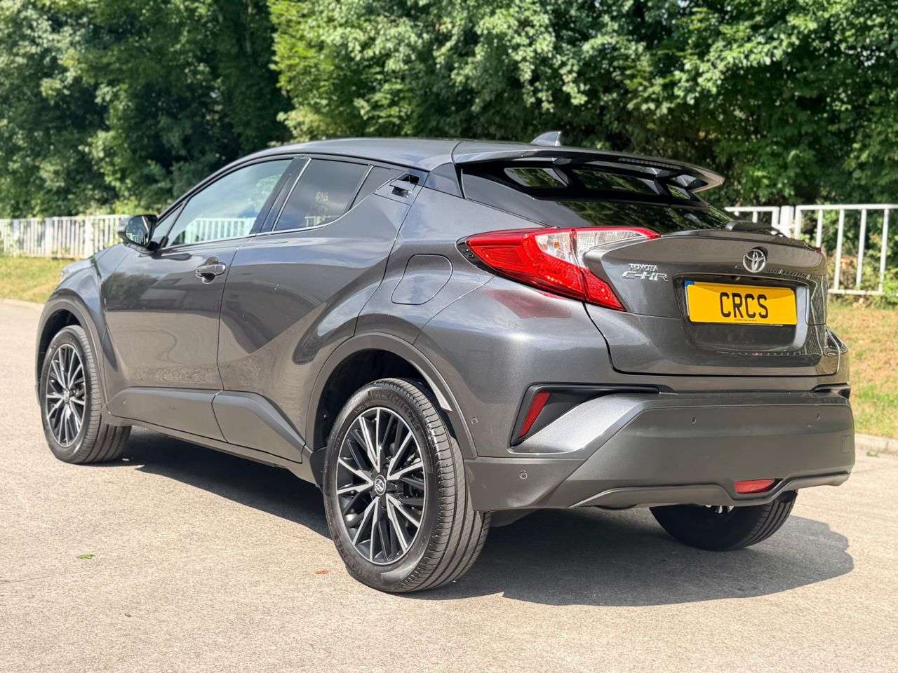 A 2017 TOYOTA C-HR 1.2 VVT-i Excel SUV 5dr Petrol Manual Euro 6 (s/s) (115 ps) 6 STAMPS SERVIC A 2017 TOYOTA C-HR 1.2 VVT-i Excel SUV 5dr Petrol Manual Euro 6 (s/s) (115 ps) 6 STAMPS SERVIC