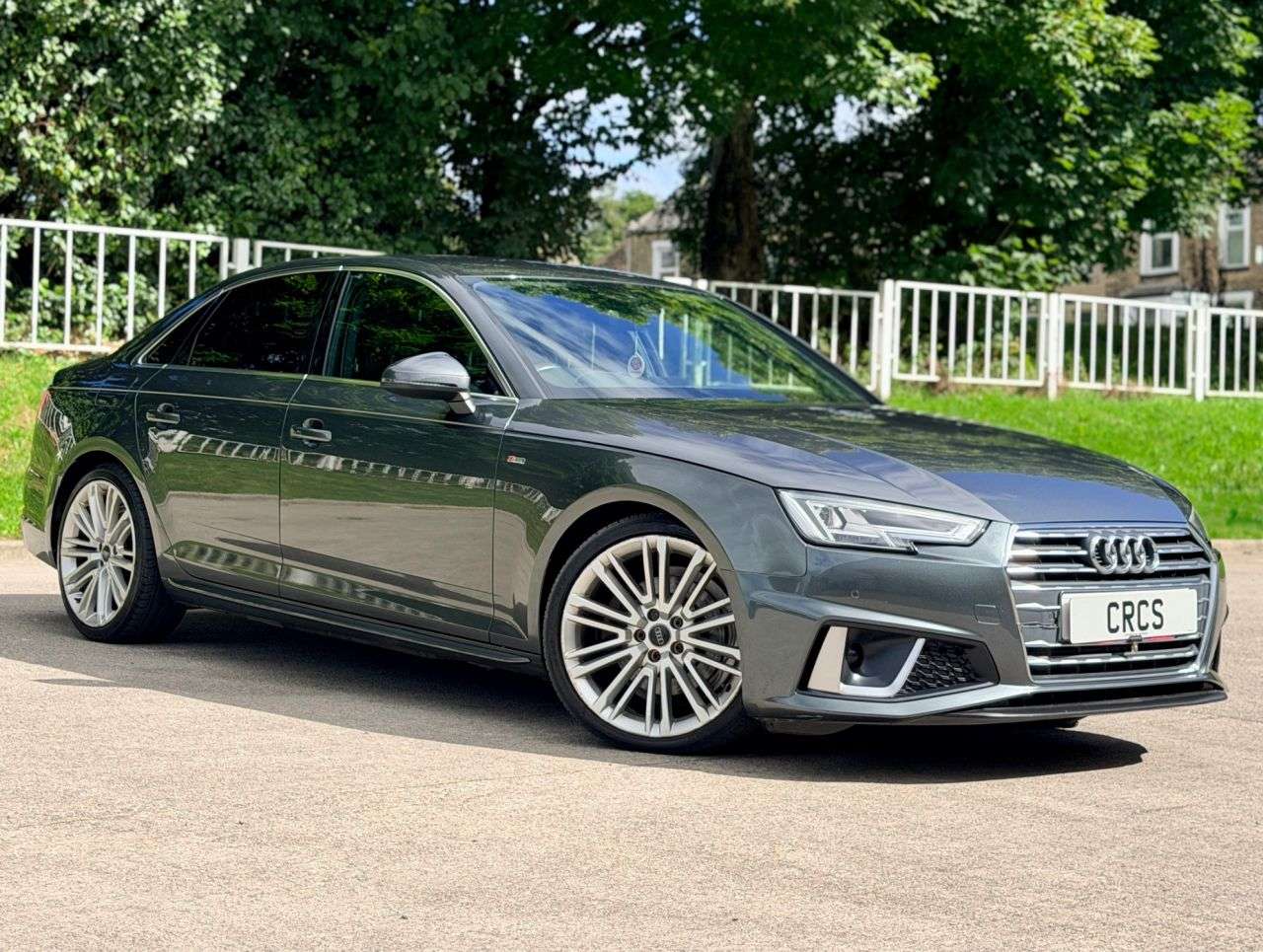 A 2019 AUDI A4 2.0 TDI 35 S line Saloon 4dr Diesel S Tronic Euro 6 (s/s) (150 ps) A 2019 AUDI A4 2.0 TDI 35 S line Saloon 4dr Diesel S Tronic Euro 6 (s/s) (150 ps)