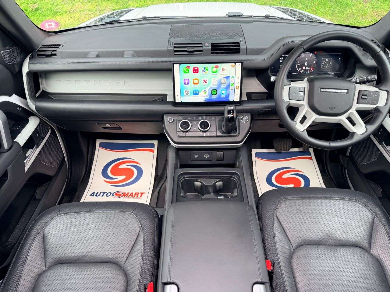 2024 LAND ROVER DEFENDER 110 2024 LAND ROVER DEFENDER 110