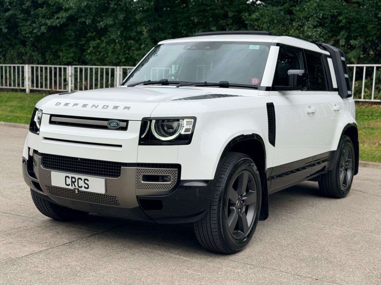 2024 LAND ROVER DEFENDER 110 2024 LAND ROVER DEFENDER 110