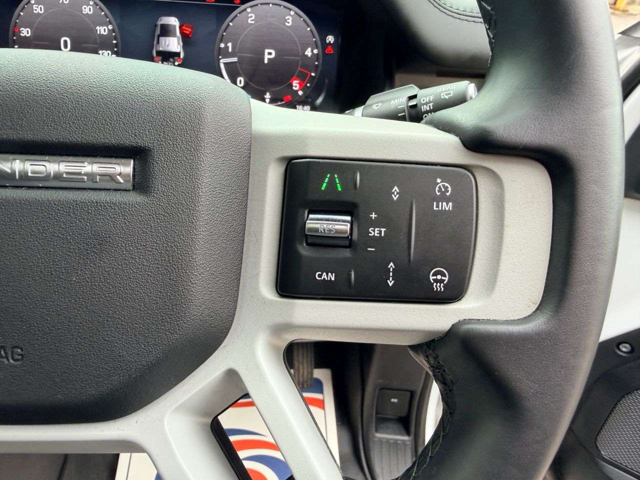 2024 LAND ROVER DEFENDER 110 2024 LAND ROVER DEFENDER 110