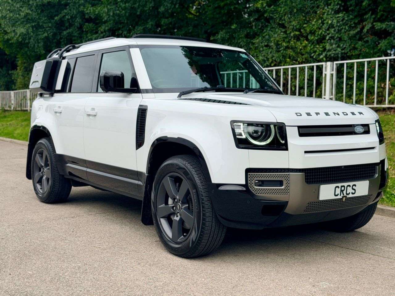 2024 LAND ROVER DEFENDER 110 2024 LAND ROVER DEFENDER 110