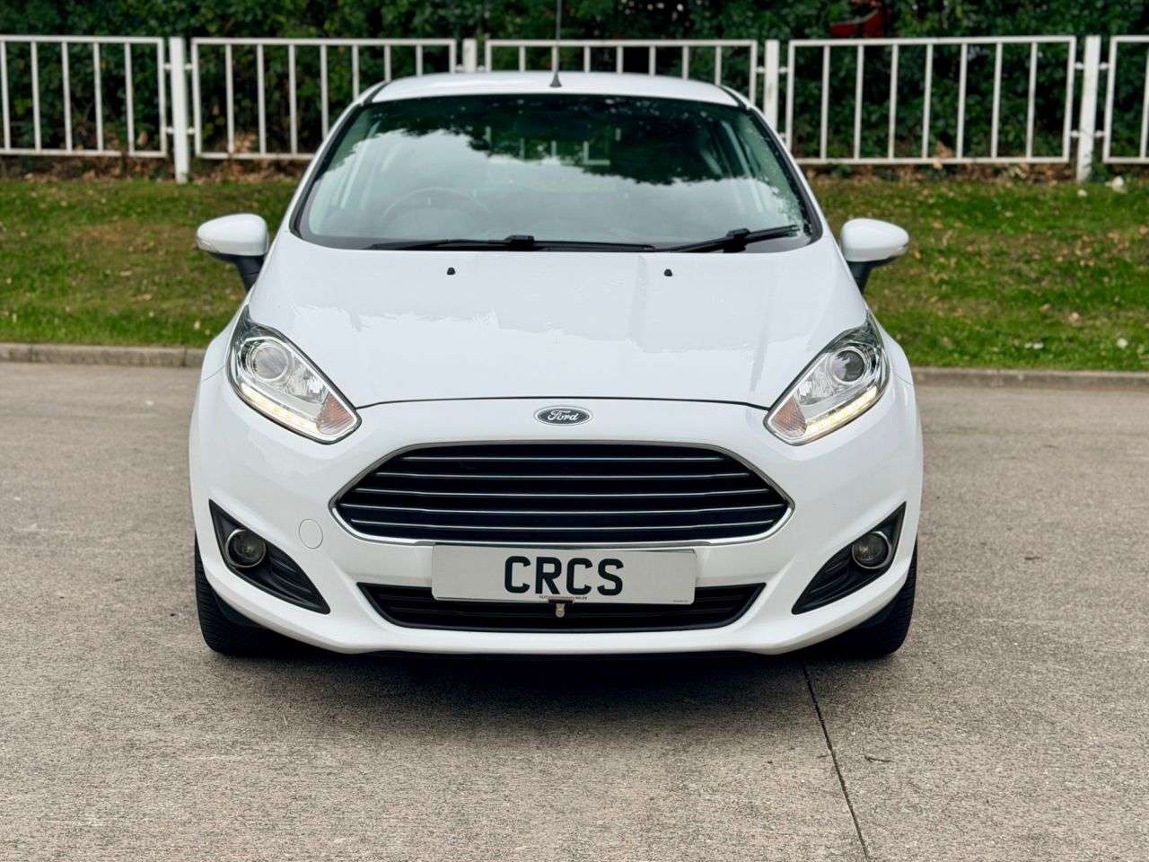 A 2016 FORD FIESTA 1.0T EcoBoost Zetec Hatchback 3dr Petrol Manual Euro 6 (s/s) (100 ps) A 2016 FORD FIESTA 1.0T EcoBoost Zetec Hatchback 3dr Petrol Manual Euro 6 (s/s) (100 ps)