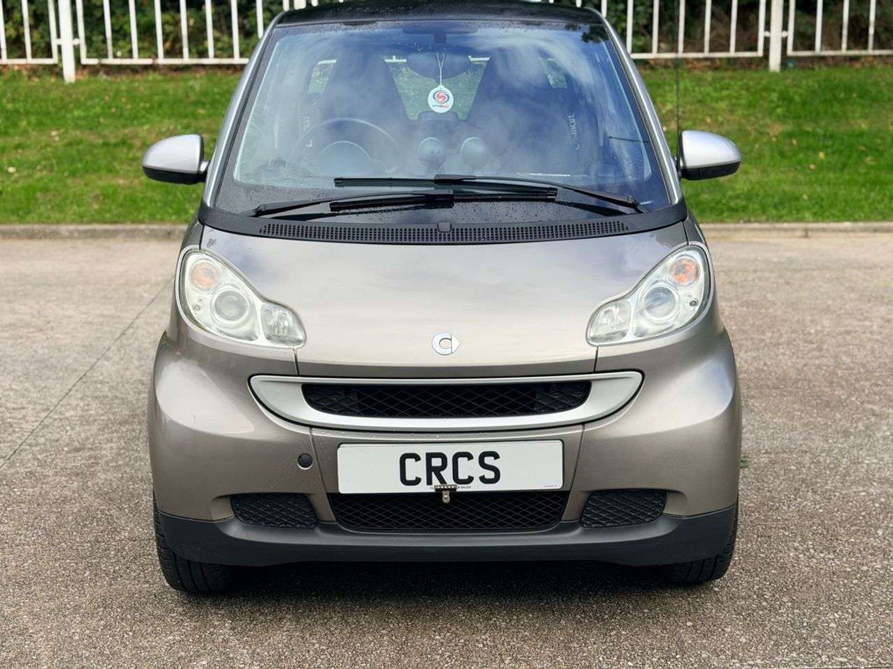 A 2009 SMART FORTWO 1.0 MHD Passion Coupe 2dr Petrol Auto Euro 4 (71 bhp) A 2009 SMART FORTWO 1.0 MHD Passion Coupe 2dr Petrol Auto Euro 4 (71 bhp)