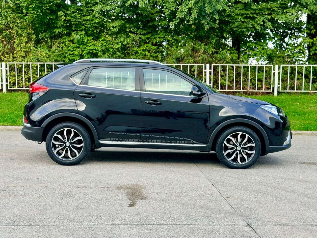 2017 MG GS 2017 MG GS