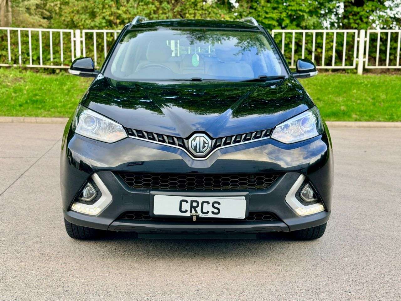 A 2017 MG GS 1.5 TGI Exclusive SUV 5dr Petrol Manual Euro 6 (s/s) (160 ps) RAC WARRANTY A 2017 MG GS 1.5 TGI Exclusive SUV 5dr Petrol Manual Euro 6 (s/s) (160 ps) RAC WARRANTY