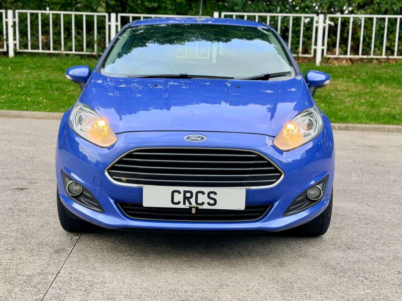 A 2013 FORD FIESTA 1.0 Zetec Hatchback 5dr Petrol Manual Euro 5 (s/s) (80 ps) A 2013 FORD FIESTA 1.0 Zetec Hatchback 5dr Petrol Manual Euro 5 (s/s) (80 ps)