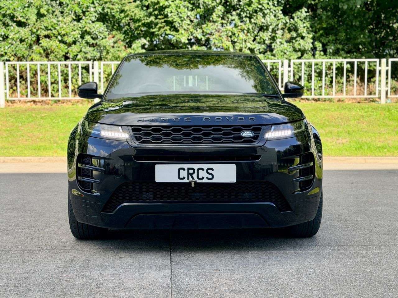 A 2019 LAND ROVER RANGE ROVER EVOQUE 2.0 D180 R-Dynamic S SUV 5dr Diesel Auto 4WD Euro 6 (s/s) (180 ps) SIDE STE A 2019 LAND ROVER RANGE ROVER EVOQUE 2.0 D180 R-Dynamic S SUV 5dr Diesel Auto 4WD Euro 6 (s/s) (180 ps) SIDE STE